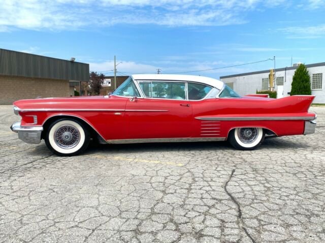 Cadillac DeVille 1958 image number 21