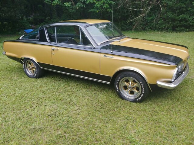Plymouth Barracuda 1965 image number 0