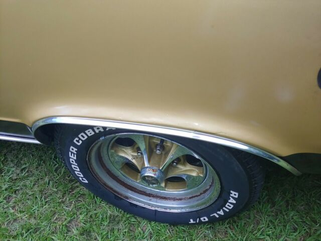 Plymouth Barracuda 1965 image number 25