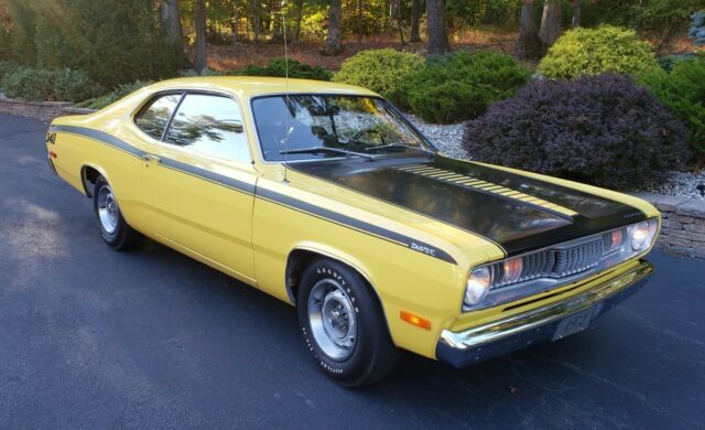 Plymouth Duster 1972 image number 35