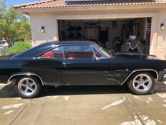 Chevrolet Impala 1966 image number 13