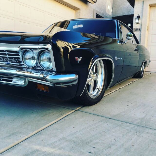 Chevrolet Impala 1966 image number 23