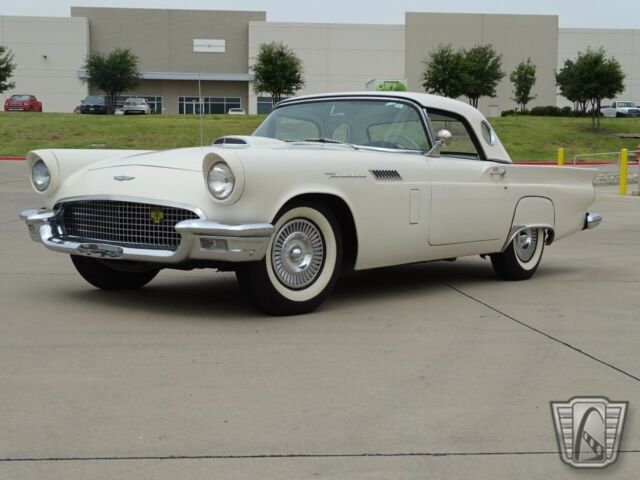 Ford Thunderbird 1957 image number 45