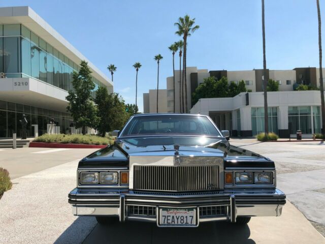 Cadillac DeVille 1978 image number 27