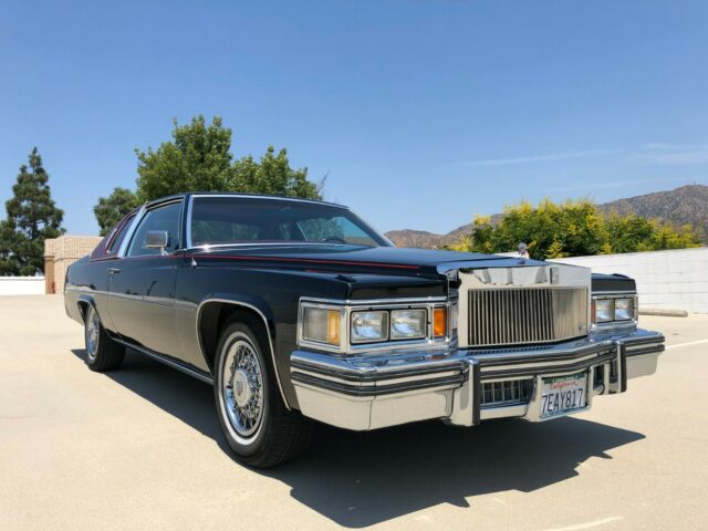 Cadillac DeVille 1978 image number 28
