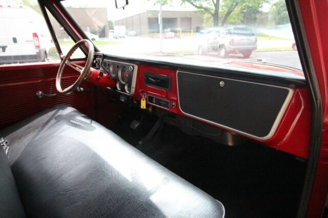 Chevrolet C20 1967 image number 43