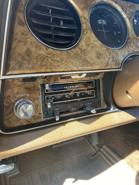 Ford Thunderbird 1977 image number 13