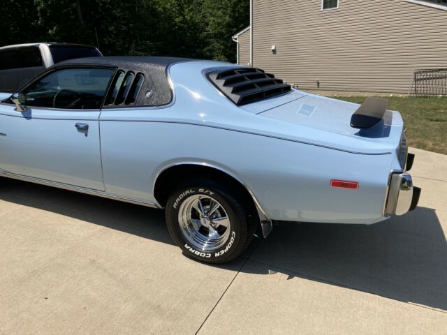 Dodge Charger 1973 image number 16