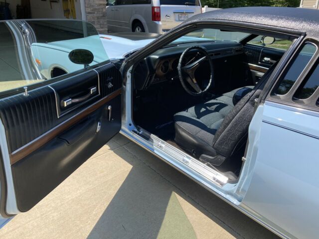 Dodge Charger 1973 image number 22