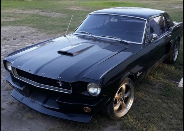 Ford Mustang 1965 image number 0
