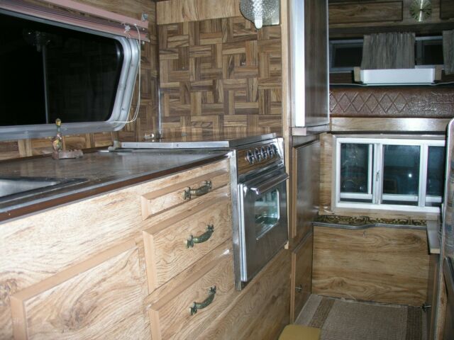 GMC Sierra 2500 1977 image number 27