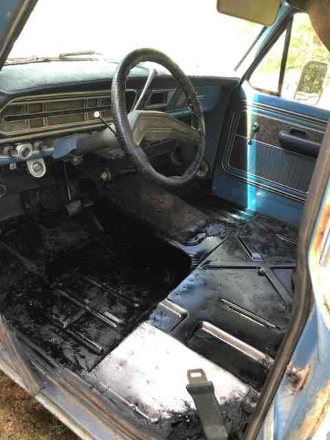 Ford F250 1970 image number 17