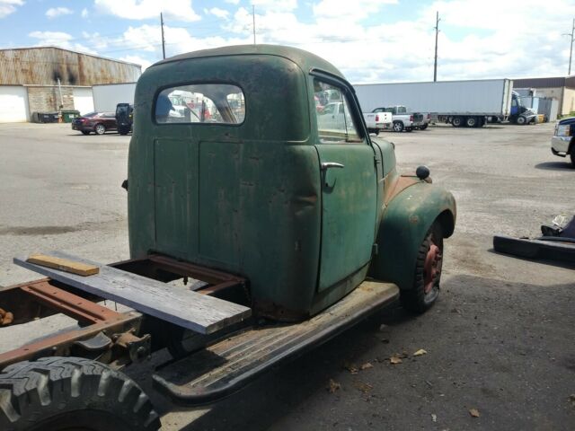 Studebaker M15 1947 image number 1