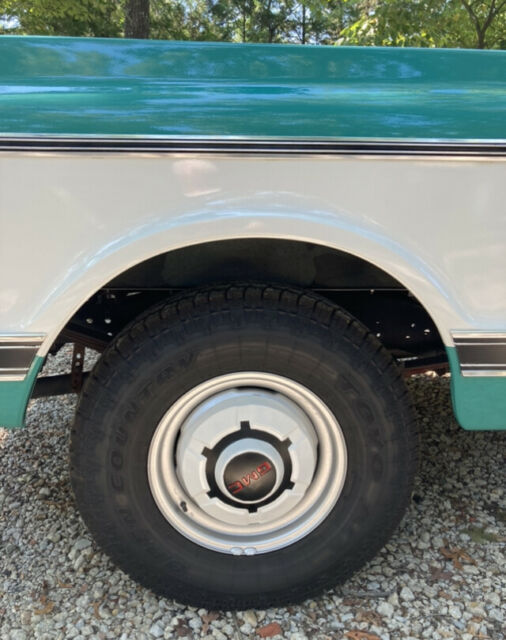 GMC C2500 1972 image number 10