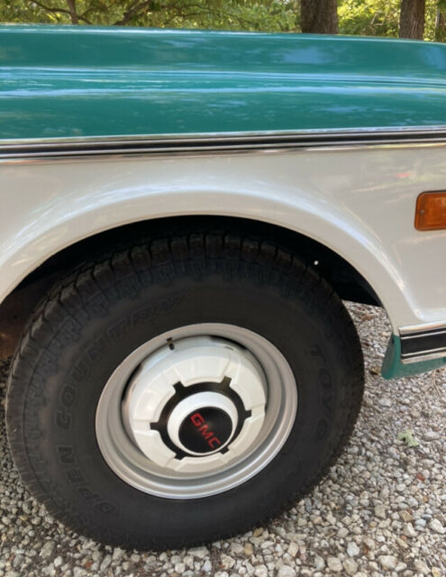 GMC C2500 1972 image number 27