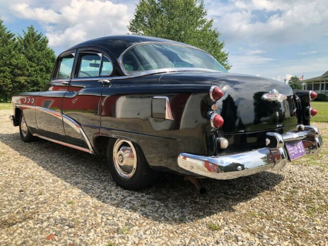 Buick Special 1953 image number 4
