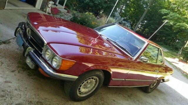 Mercedes-Benz SL-Class 1972 image number 22