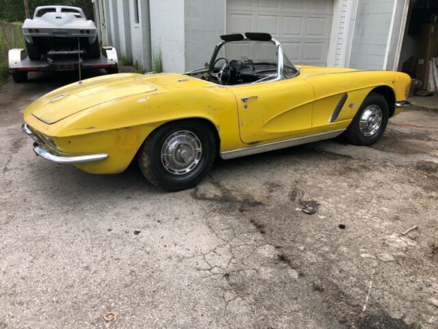 Chevrolet Corvette 1962 image number 34