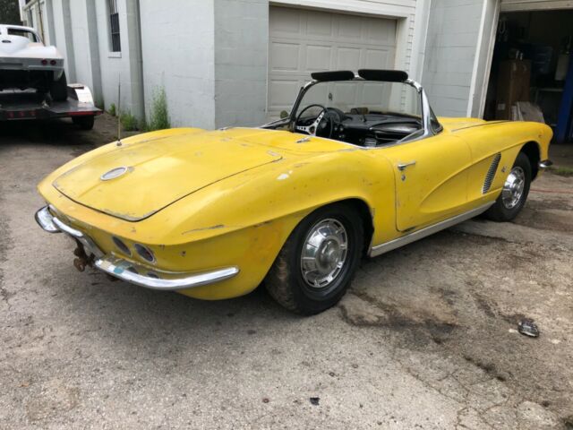 Chevrolet Corvette 1962 image number 9