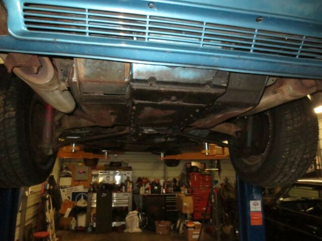 Chevrolet Corvair 1965 image number 17