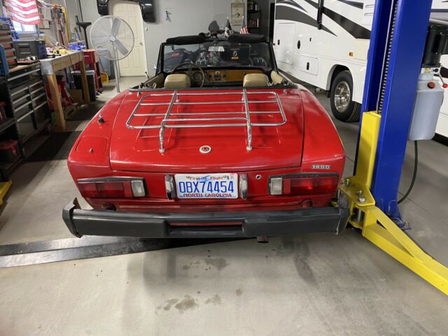 Fiat 124 Spider 1800 1976 image number 2
