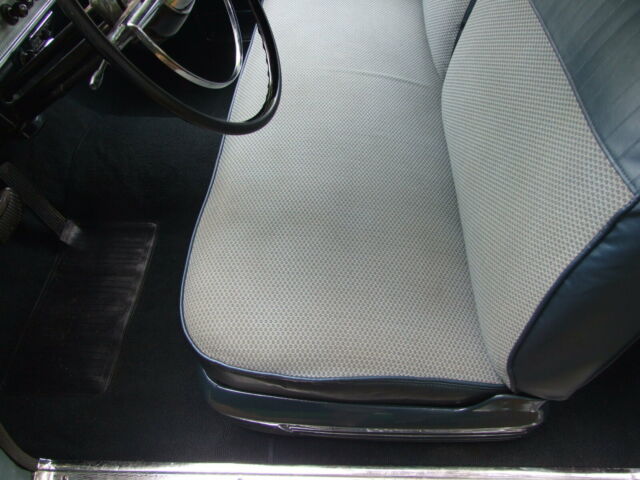 Ford Customline Tudor 1954 image number 5