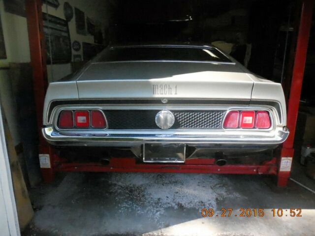 Ford Mustang 1971 image number 9