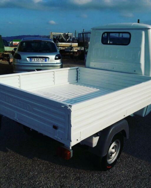 Piaggio APE 601 MP 3 Wheel Utility Pick-Up 1974 image number 24