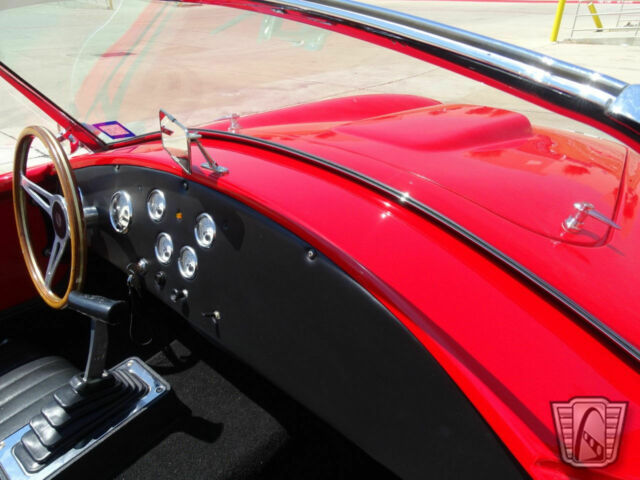 Shelby Cobra 1965 image number 16