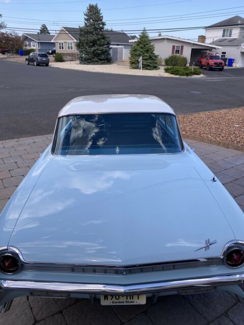 Oldsmobile Dynamic 88 1961 image number 6