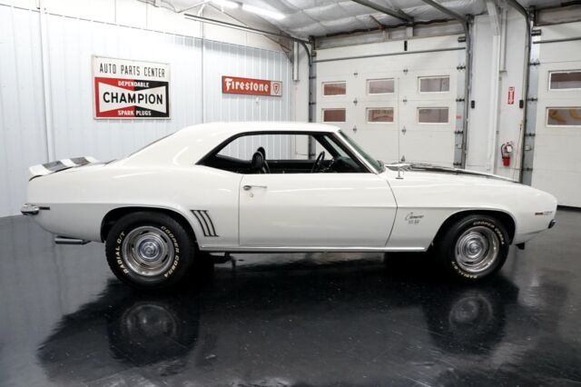 Chevrolet Camaro 1969 image number 18