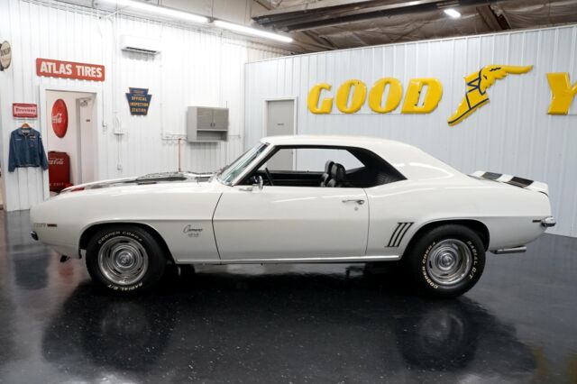 Chevrolet Camaro 1969 image number 2