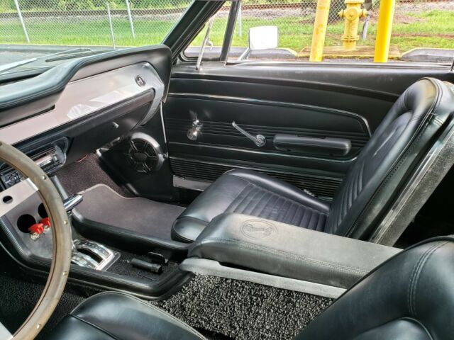 Ford Mustang 1967 image number 17