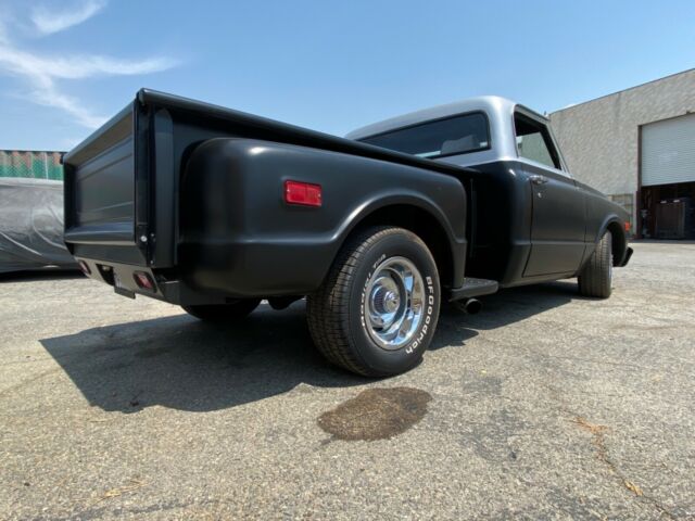 Chevrolet C-10 1969 image number 24