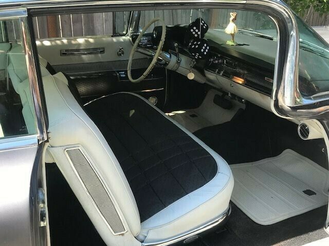 Cadillac DeVille 1960 image number 10