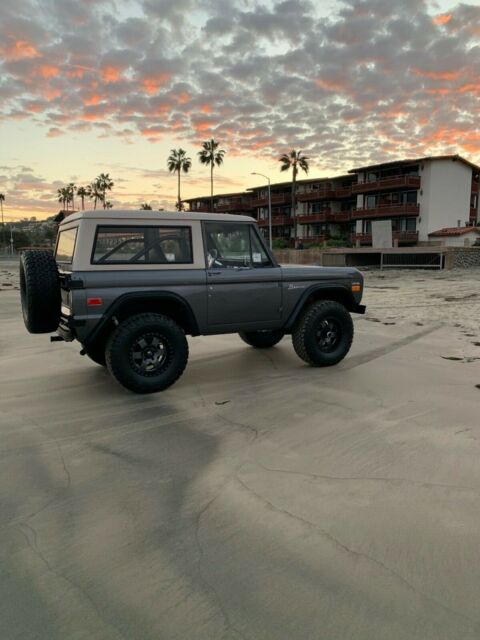 Ford Bronco 1970 image number 9