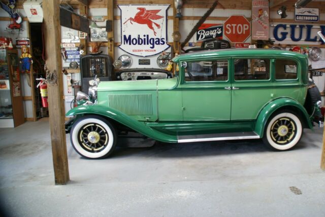 Studebaker President 1931 image number 2