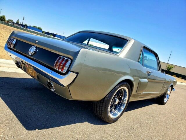 Ford Mustang 1965 image number 3