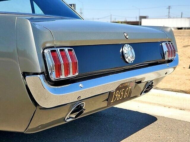 Ford Mustang 1965 image number 44