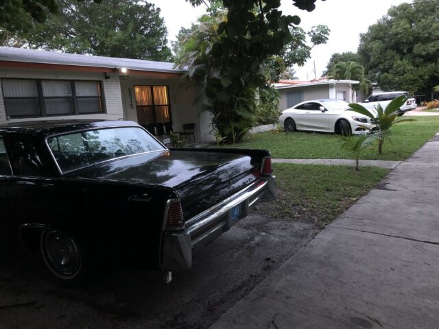 Lincoln Continental 1965 image number 15