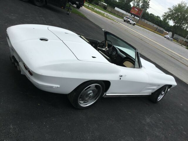 Chevrolet Corvette 1963 image number 6