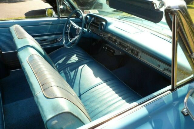 Ford Galaxie 1963 image number 15