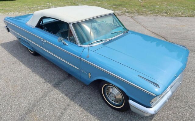 Ford Galaxie 1963 image number 21
