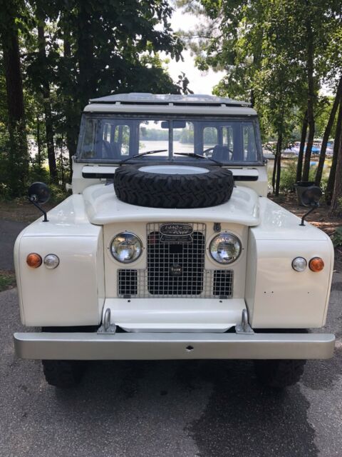 Land Rover Series IIA 1967 image number 17