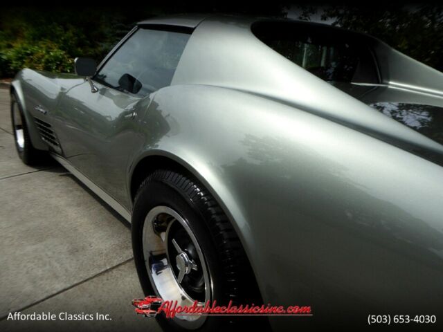 Chevrolet Corvette 1971 image number 21