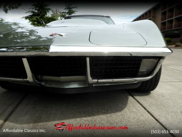 Chevrolet Corvette 1971 image number 28