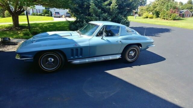 Chevrolet Corvette 1966 image number 1