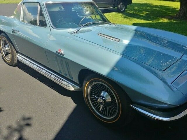 Chevrolet Corvette 1966 image number 14