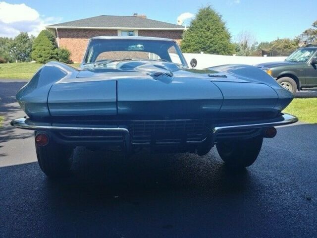 Chevrolet Corvette 1966 image number 24