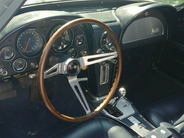 Chevrolet Corvette 1966 image number 5